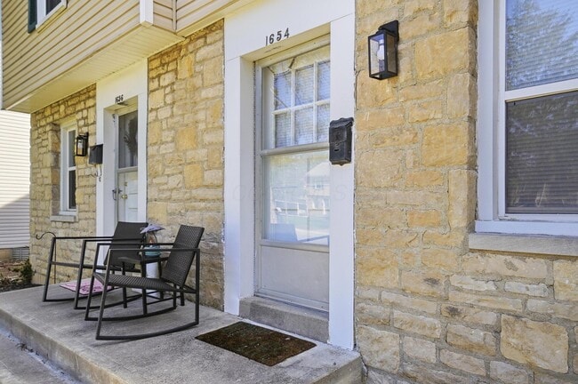 Photo - 1654 Ashland Ave