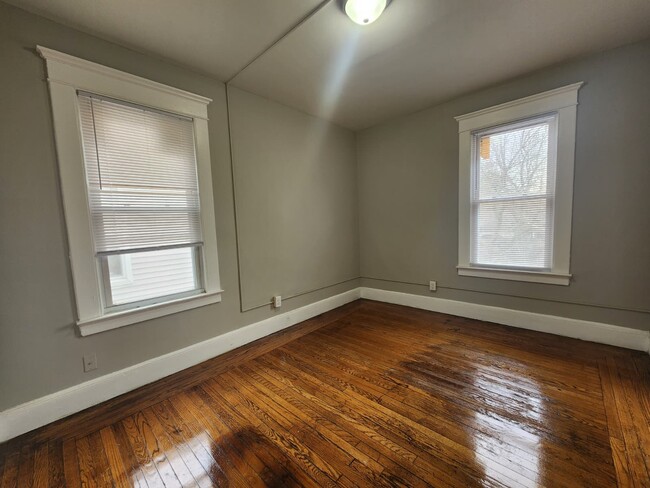 Photo - 121 Greenwood St Unit 2