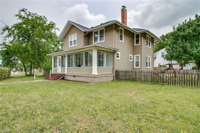 Photo - 5800 Hampton Blvd
