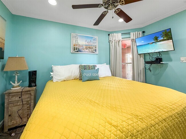 Photo - 9520 Seawall Blvd Unidad 329