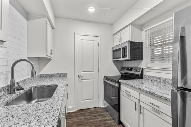 Vieux Carre Apartments
