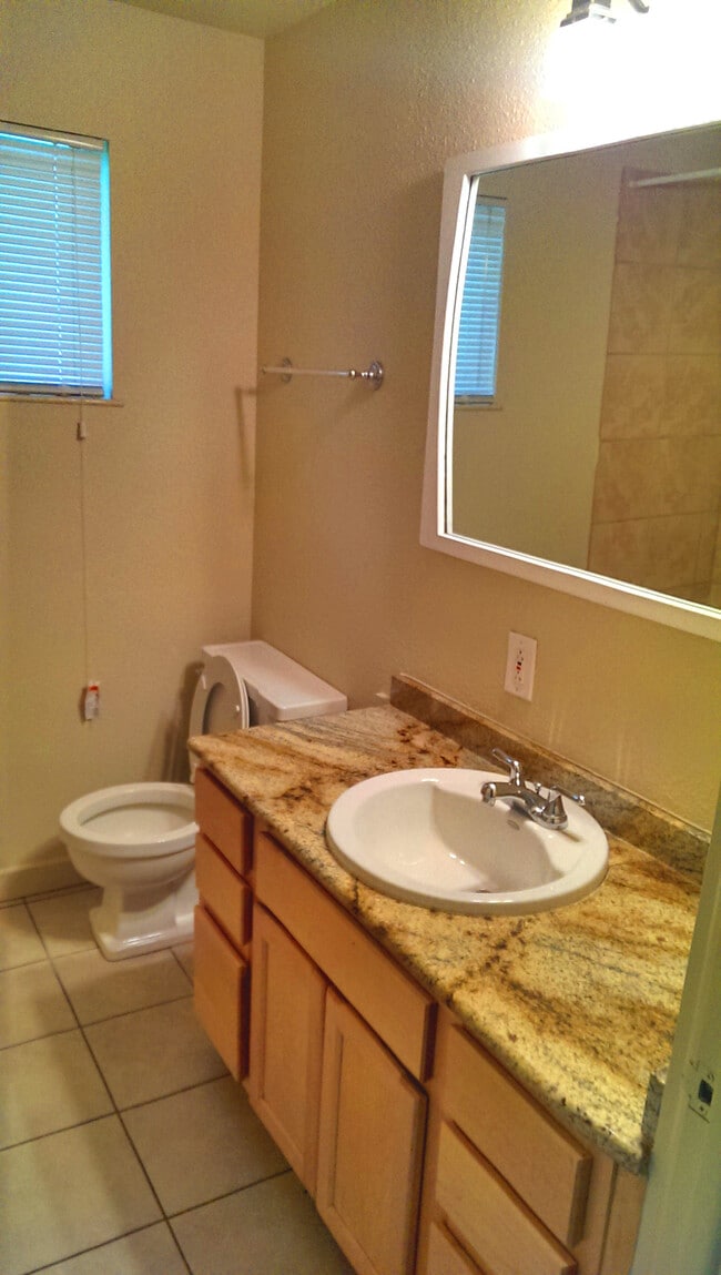 Photo - 2265 South Acoma Street