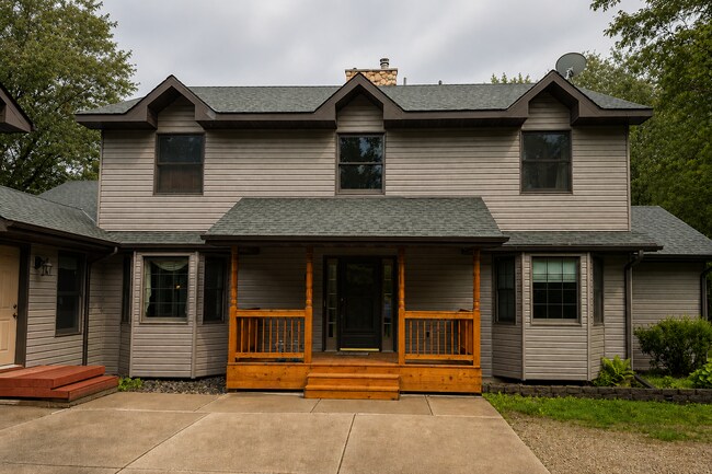 Photo - Spacious Country Home on 13 Acres Adjacent to Gateway State Trail