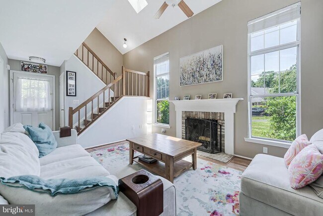 Photo - 30 Fenton Wood Dr