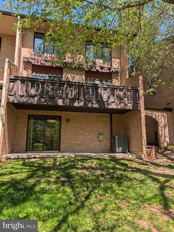 Photo - 214 Stonybrook Dr