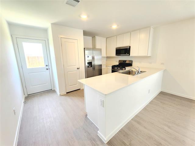 Photo - 2260 Neyland Dr