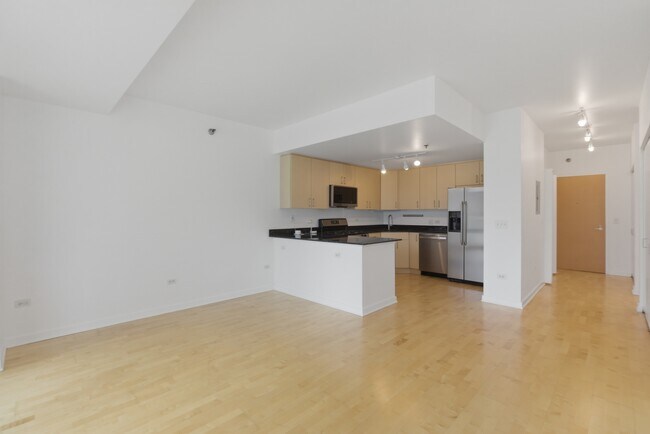 330 W Grand Ave Unit Studio with garage parking