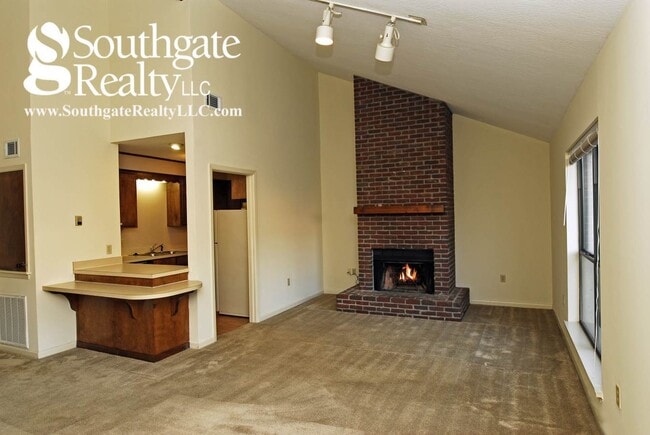 Photo - Woodshire Duplexes & Townhomes Unit 2704BML