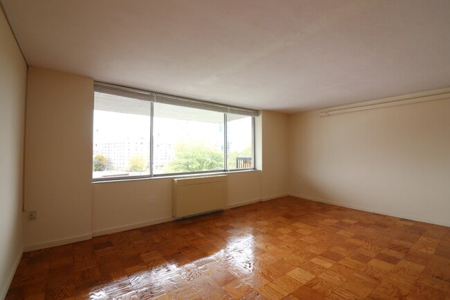 Photo - 101 Monmouth St Unit 406