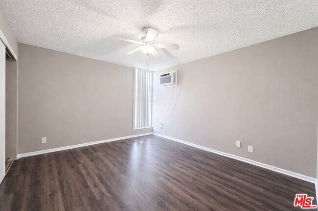 1208 W Adams Blvd Unit 6