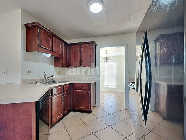 Photo - 5767 Lillian Bend Dr