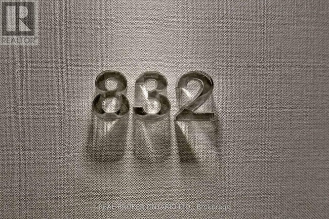 Photo - 26 Gibbs Rd Unité 832