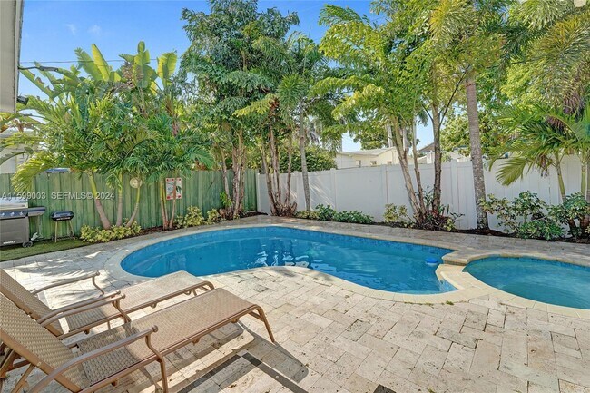 Photo - 218 SE 4th St