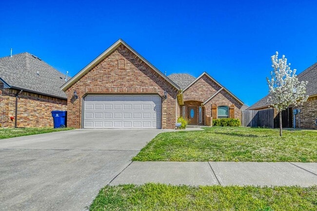 Building Photo - Beautiful home in Williamson Farms!