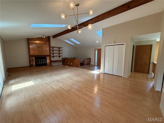 14895 Conway Rd