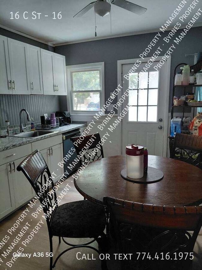 Photo - 16 C St Unit 16
