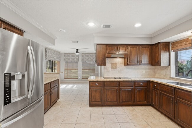 Photo - 3823 Village Oaks Dr