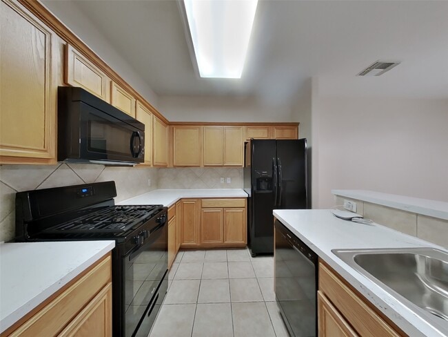 Photo - 2906 Crescent Bend Rd