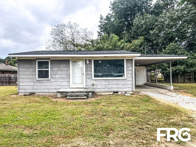 Building Photo - 122 Blaire Ln Rental