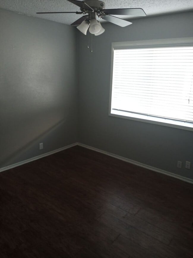 Photo - Brookview Duplex 6800