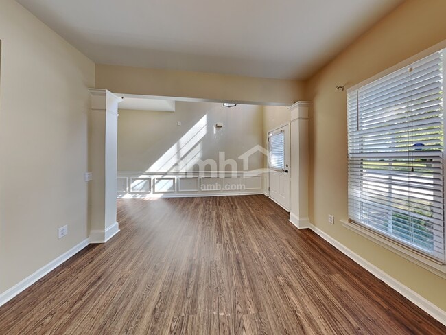 Photo - 10934 Claude Freeman Dr