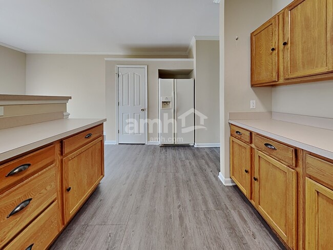 Photo - 2528 Ingleside Dr
