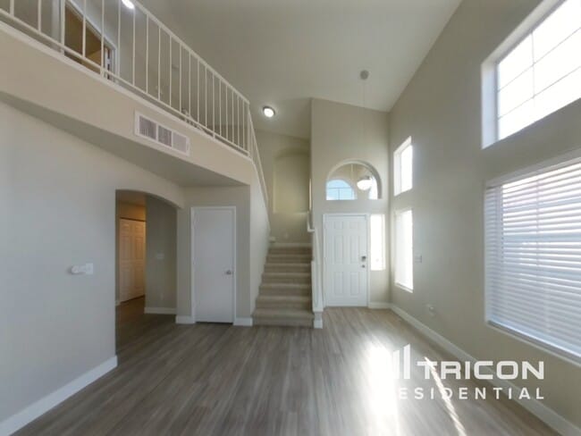 Photo - 1117 N Rainbow Meadows Dr