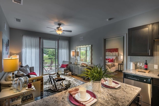 Building Photo - Villages of Americana Rental
