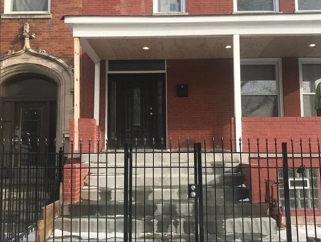 Photo - 4751 S Prairie Ave House