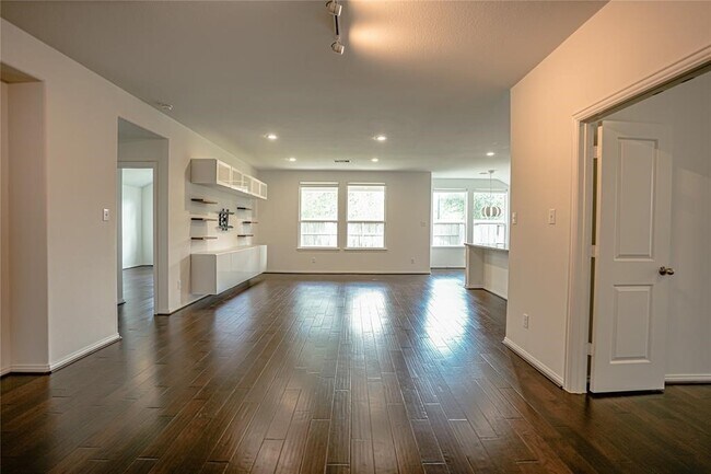 Photo - 16131 Sommerall Creek Ln