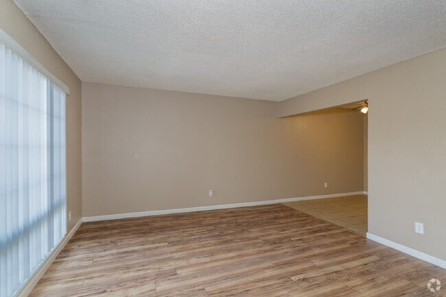 Photo - The Regency Apartments