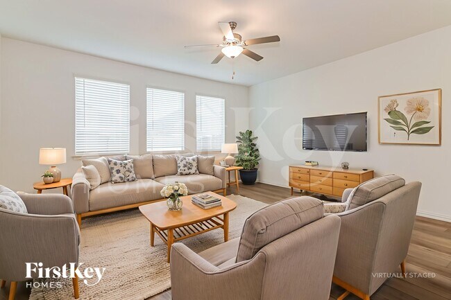 Photo - 206 Autumn Sage Ln