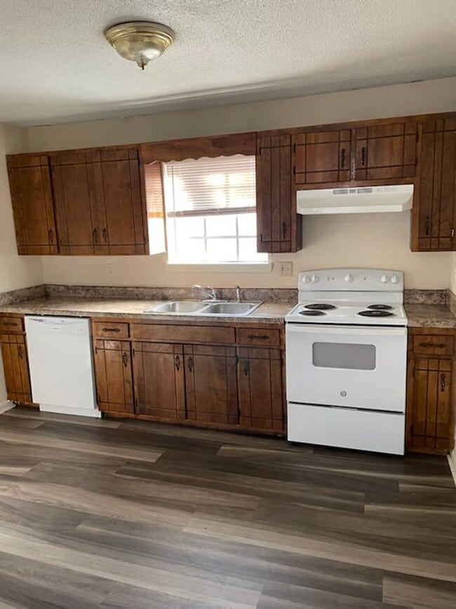 Photo - HAMILTON CIRCLE 1154-1156 Unit 1154