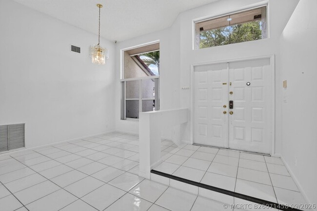 Photo - 924 Spoonbill Cir