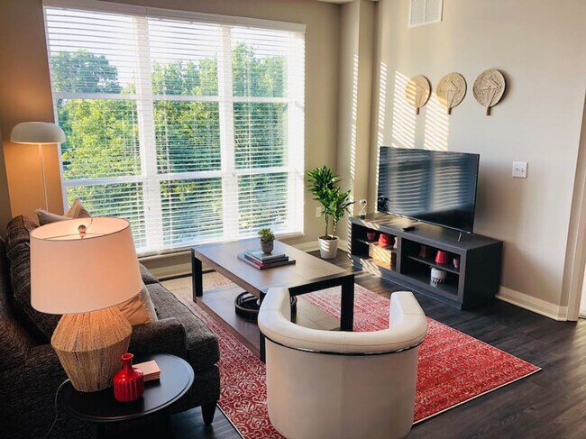 Building Photo - 401 W Rich St Unit ID1257759P Rental