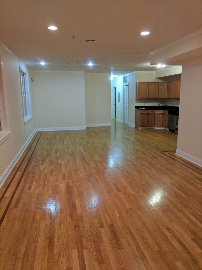 Photo - 4407 Palisade Ave Unit 3