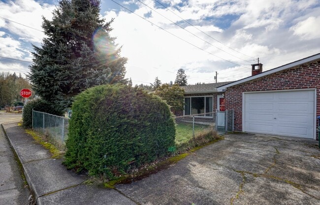 Photo - Desirable Tumwater Hill 1960's classic charmer with 2 beds, 1 bath, attached garage. New paint an...