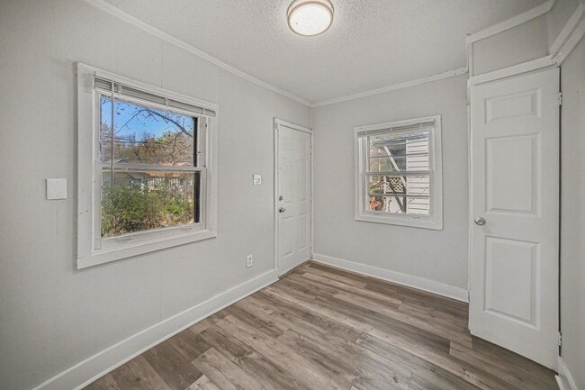 Photo - 2 Bed, One Bath House Near UMKC!