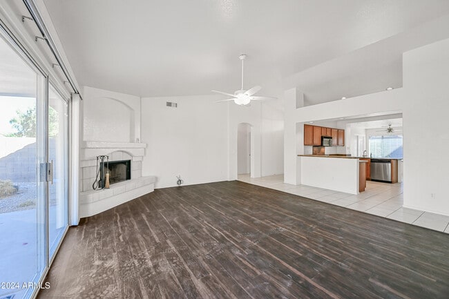 Photo - 5646 W Blackhawk Dr