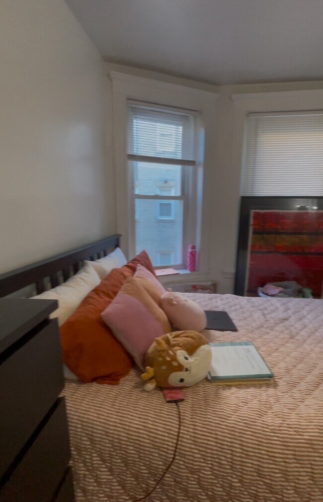 Photo - 48 Queensberry St