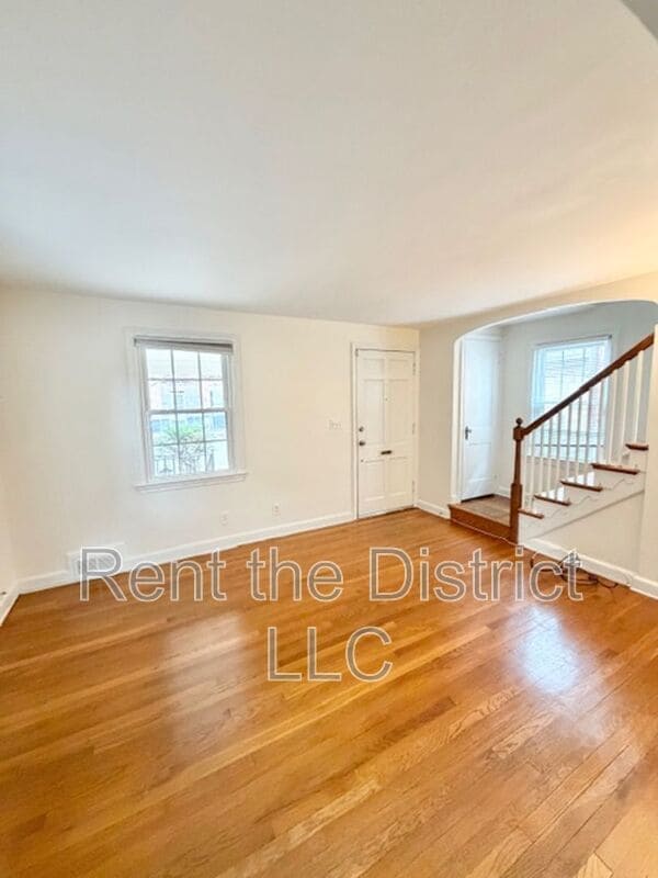 Building Photo - 3517 Alton Pl NW