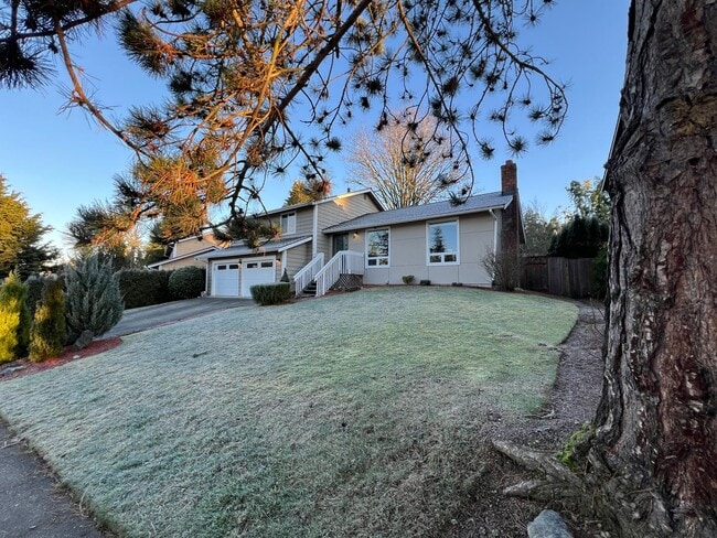 Photo - 17400 158th Ave SE