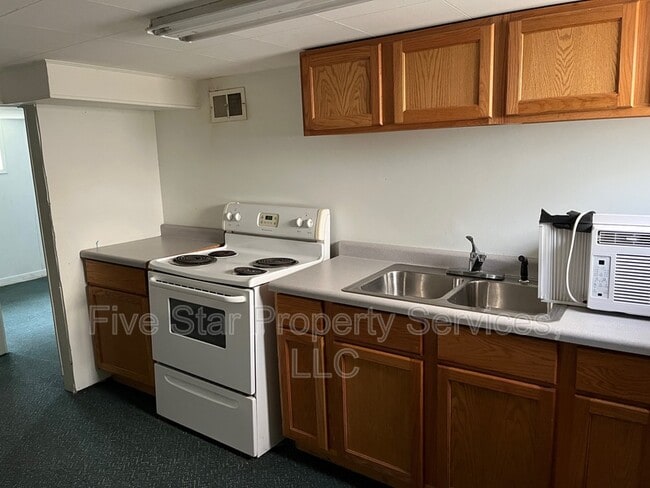 Photo - 2244 S 9th St Unit Apt 1
