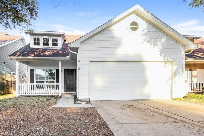 Building Photo - 10110 Berrybriar Ln