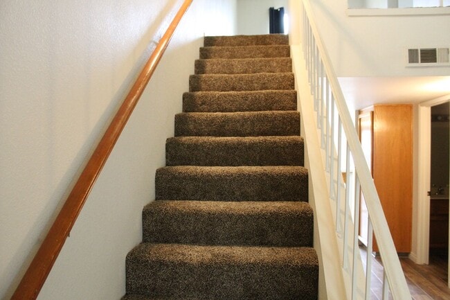 Photo - One Bedroom for Rent Southwest Bakersfield Gated Community