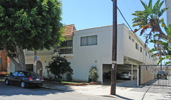 Building Photo - 3901 Tilden Ave Rental