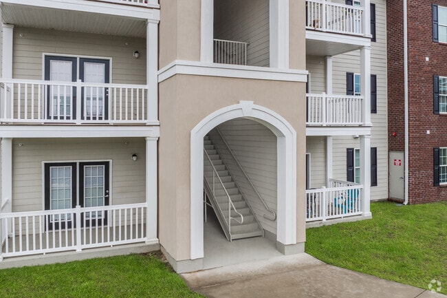 Building Entrance - Millstone Place