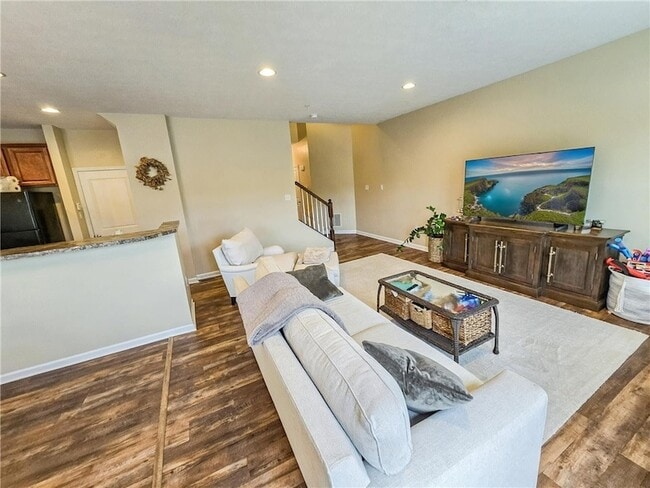 Photo - 813 Fairgate Drive