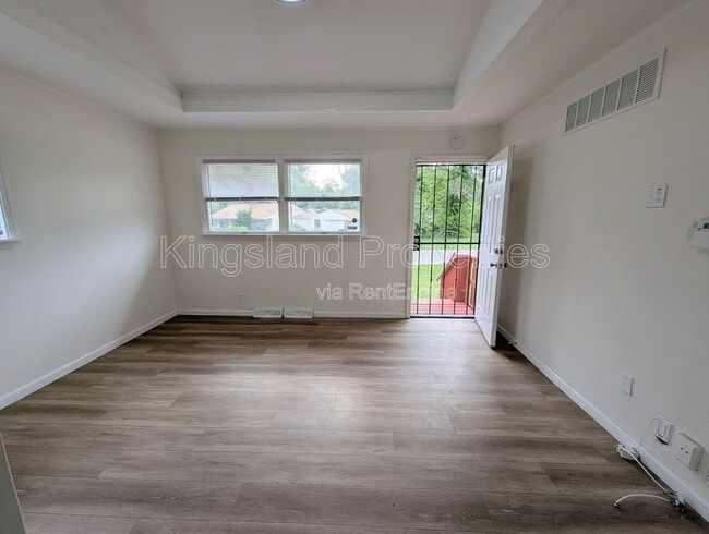 Photo - 11891 Bridgevale Ave