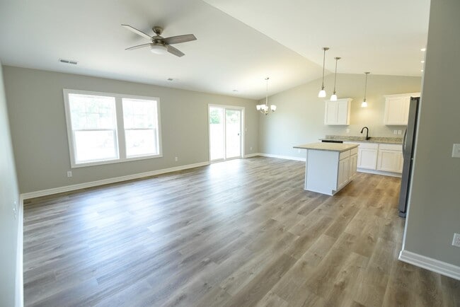 Photo - 1750 Meadowlark Ln